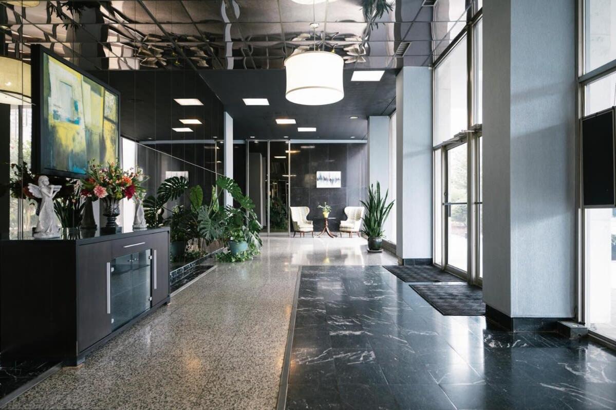 Downtown Atl Condo Onsite Parking King Bed & Bonus Room Lm1901 Атланта Экстерьер фото
